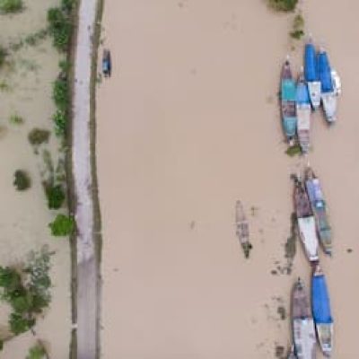bird-s-eye-view-narrow-wooden-boats-dirty-river-scaled-r20yinruaurds0il1xgnjickh0x8lp63bhqzf5cty8 (1) bird-s-eye-view-narrow-wooden-boats-dirty-river-scaled-r20yinruaurds0il1xgnjickh0x8lp63bhqzf5cty8 (1)